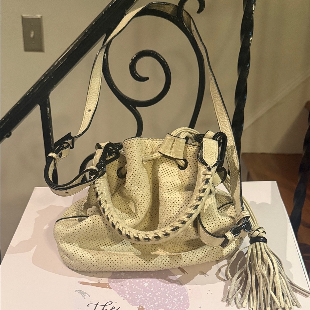 ELLIOT LUCCA 'Gigi Bon Bon’ Cream Leather Drawstring Bag Bucket Excel
